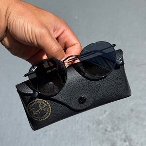 Ray-Ban Sunglasses - RB3809
